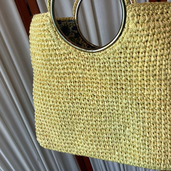 Vintage Yellow Straw Woven Handbag Purse Round Metal Handles - Picture 8 of 9